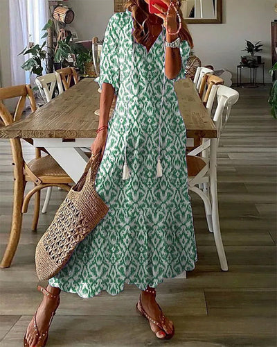 Andrea - Stylish vintage bohemian dress with V-neck and print