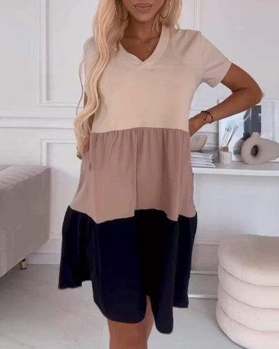 Violet | Casual dress with short sleeves and color block design