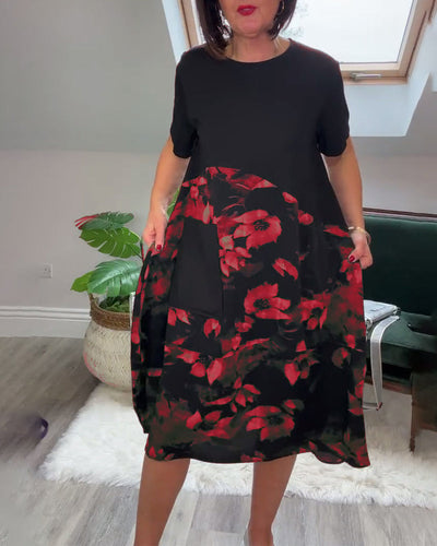 Maya | Casual dress with round neckline and floral print