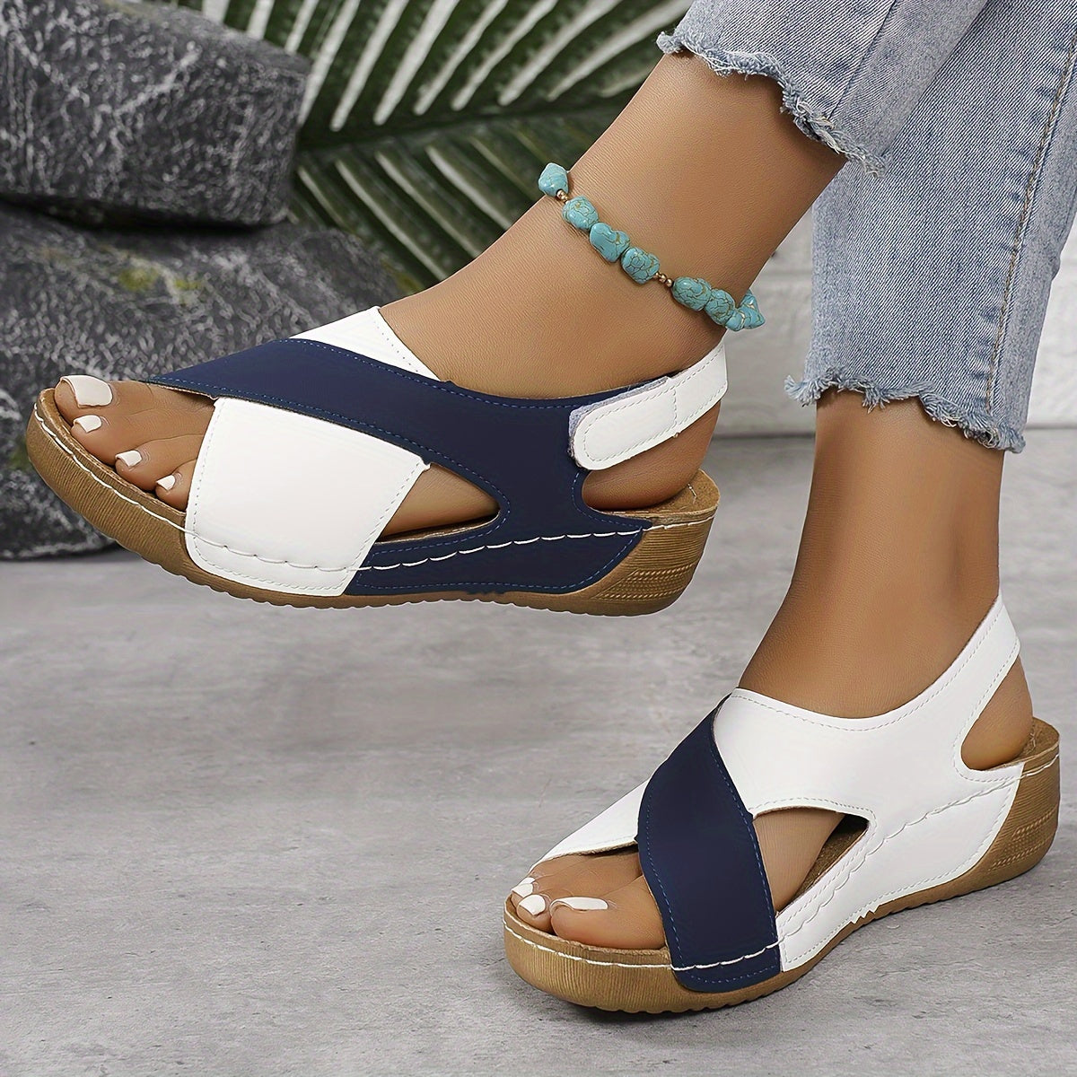 Monica | Ultra comfortable orthopedic sandals