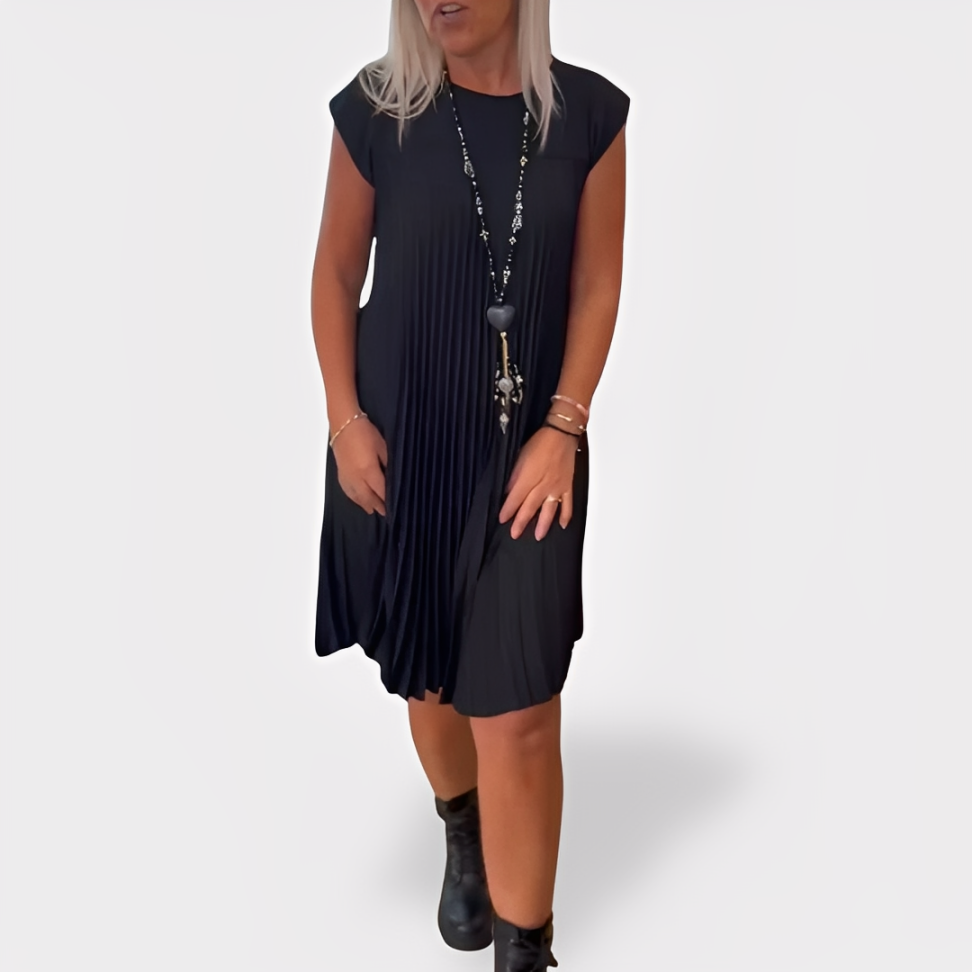 Eline | Casual Dress with Round Neckline