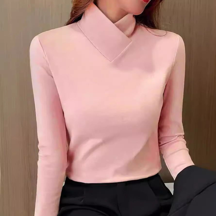 Liora Castelli Elegant Turtleneck Fit
