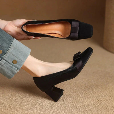 Mina™ Classic Elegant Pumps