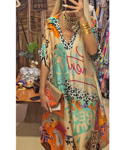 Ayla | Casual dress with colorful print