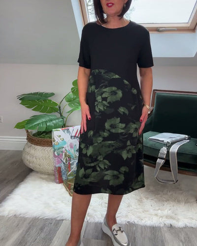 Maya | Casual dress with round neckline and floral print