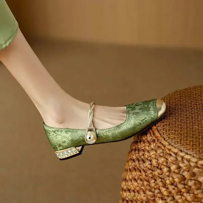 Aisha™ Elegant Vintage Look Flats